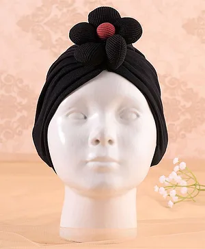 KIDLINGSS Flower Applique Detailed Turban Cap - Black