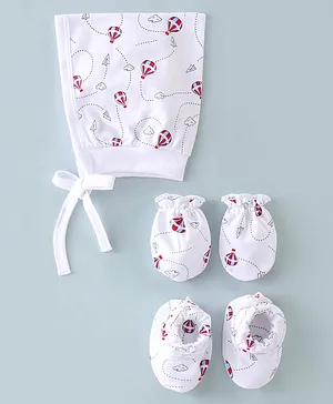 Child World Interlock Cotton Knit Cap Mittens & Booties Air Balloon Print White & Red - Diameter 10.5 cm
