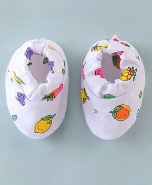 Child World Interlock Cotton Knit Booties  Fruit Print - White