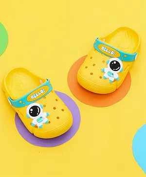 Yellow Bee Astronaut Applique Detailed Slingback Clogs - Yellow