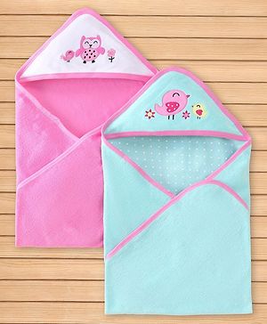 Babyhug Terry Knit Hooded Towel Set  Owl and Sparrow Patch Pack of 2 - Pink & Blue