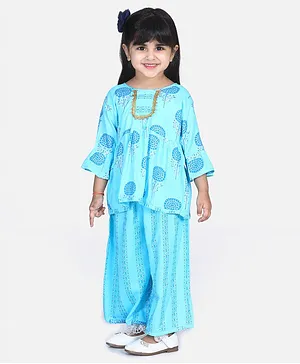 Whitehenz Clothing Three Fourth Bell Sleeves Floral Printed With Gota Lace Embellished Kurta & Palazzo - Blue