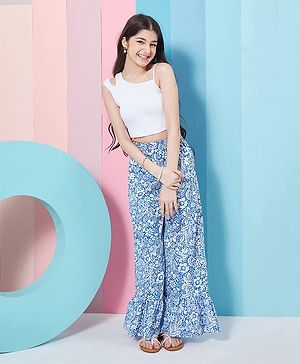 Pspeaches Sleeveless Solid Top With Floral Printed Palazzo - Blue