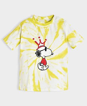 Mi Arcus Peanuts Featuring Half Sleeves Snoopy Printed & Tie Dye Effect Tee - Yellow
