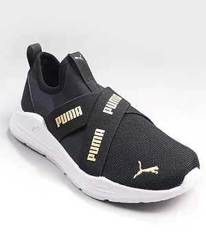 PUMA  Slip On Team Gold Sports Shoes with Text Print - Black