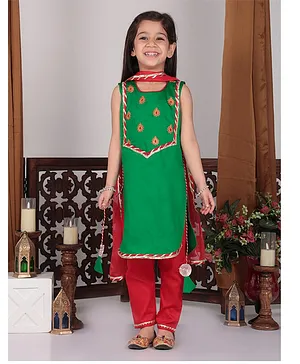 Kinder Kids Sleeveless Motif Embroidered & Gota Lace Embellished Kurta & Pant With Dupatta - Green & Red