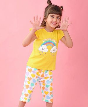Babyhug Cotton Knit Cap Sleeves Capri Night Suit With Heart Print - Yellow