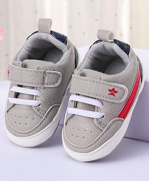 Cute Walk by Babyhug Velcro Closure Booties - Grey