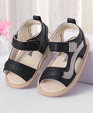Cute Walk by Babyhug Velcro Closure Booties - Black