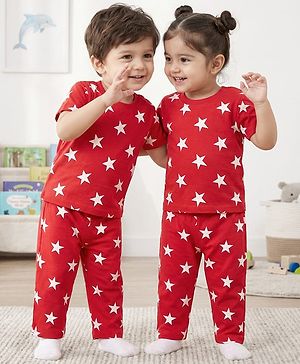 Babyhug Cotton Knit Half Sleeves Night Suit Star Print - Red