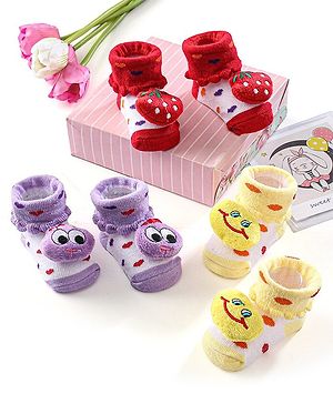 Cute Walk by Babyhug Ankle Length Socks Strawberry Applique Pack of 3 - Purple Red & Yellow