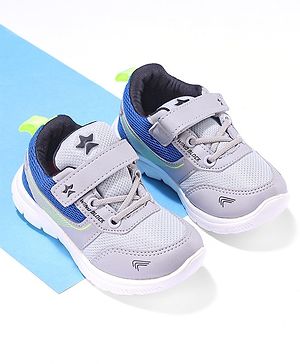 Cute Walk by Babyhug Sneakers Shoes with Velcro Closure & Star Print - Grey