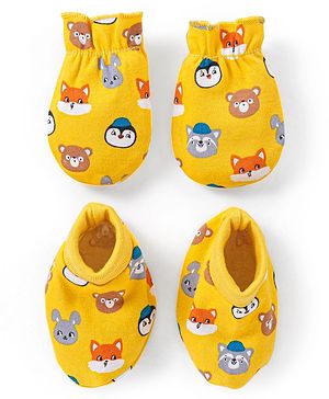 Babyhug 100% Cotton Mittens & Booties Set Animal Print - Yellow