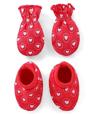 Babyhug 100% Cotton Mittens & Booties Hearts Print - Red