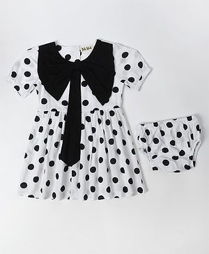 Bella Moda Half Sleeves Polka Dots  Printed Bow Detailed Flared Cotton Dress With Bloomer - White