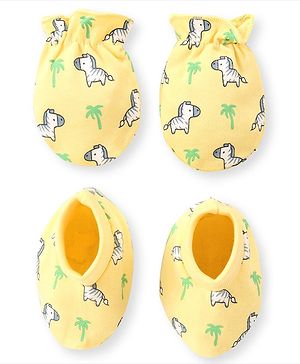 Babyhug 100% Cotton Mittens & Booties Set Zebra Print - Yellow