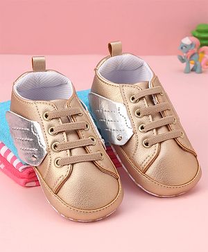 Babyoye Slip On Booties with Wings Detailing - Golden