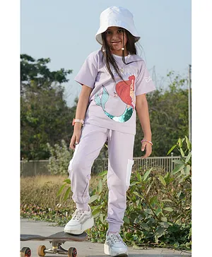 Nap Chief Cotton Little Mermaid Featuring Half Sleeves Ariel Printed Tee & Joggers Set - Lavender