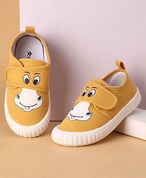 Cute Walk by Babyhug Casual Shoes with Velcro Closure Cow Print - Yellow