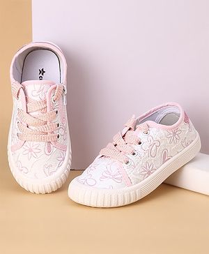 Cute Walk by Babyhug Lace Ups Casual Shoes Floral Print - Pink