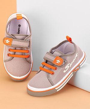 Cute Walk by Babyhug Velcro Closure Casual Shoes - Grey - EU 27 Grey