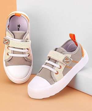 Cute Walk by Babyhug Slip On Casual Shoes with Velcro Closure - Grey