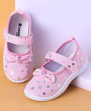 Cute Walk by Babyhug Slip On Casual Shoes with Velcro Closure & Polka Dots Print - Pink