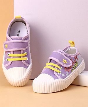 Cute Walk by Babyhug Casual Shoes with Velcro Closure Text Design - Purple