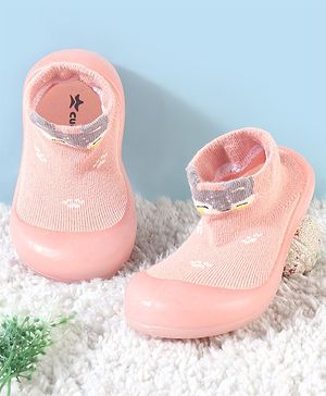 Cute Walk by Babyhug Slip On Socks Shoes with Fox Design - Pink