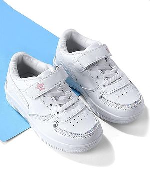 Cute Walk by Babyhug Sneakers with Velcro Closure - White