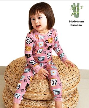 THE PLUSH CLUB Bamboo Woven  Full Sleeves Cups Printed Tee & Pajama Set - Pink