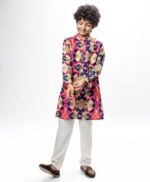 Pine Kids Woven Full Sleeves Kurta Pyjama Set With Abstract Print -Multicolor