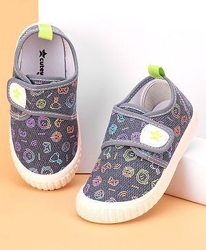 Cute Walk by Babyhug Casual Shoes with Velcro Trophy Print - Blue