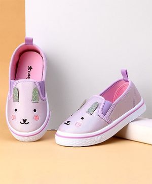 Cute Walk by Babyhug Slip on Casual Shoes with Kitty Print- Purple