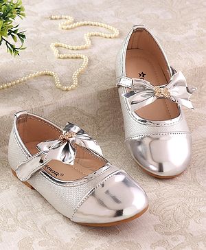 Cute Walk by Babyhug Ballerina with Velcro Closure and Bow Applique - Silver