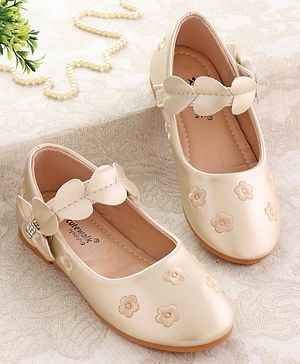 Cute Walk by Babyhug Ballerina with Velcro Closure & Floral Print - Golden