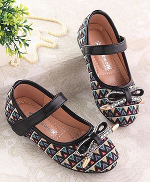 Cute Walk by Babyhug Ballerinas with Velcro Closure  Chevron Print & Bow Applique - Black