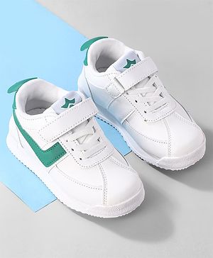 Cute Walk by Babyhug Sneaker with Lace Up Closure - Green