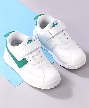 Cute Walk by Babyhug Sneaker with Lace Up Closure - Green