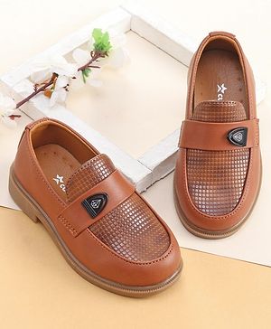 Cute Walk by Babyhug Slip On Loafer Shoes - Brown