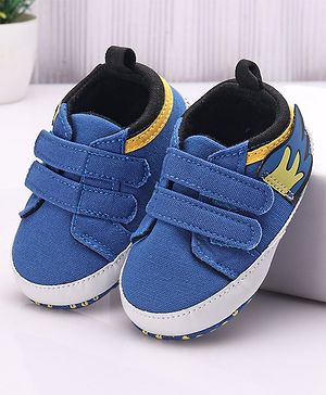 Cute Walk by Babyhug Booties Velcro Closure - Blue