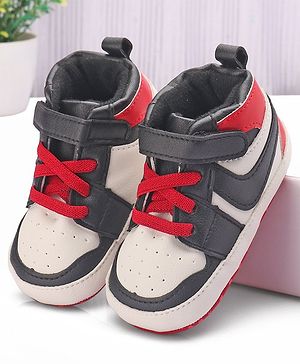 Cute Walk by Babyhug Booties with Velcro Closure -  Red