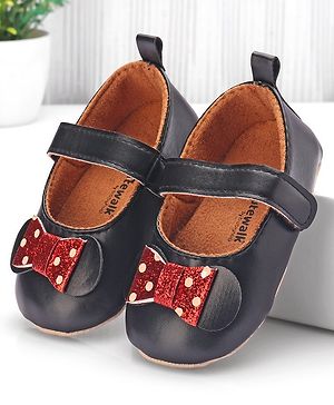 Cute Walk by Babyhug Velcro Closure Booties Bow Applique - Black