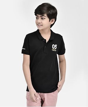 CRIMSOUNE CLUB Half Sleeves Adventure Without Risk Is Disneyland Text Printed Polo Tee - Black