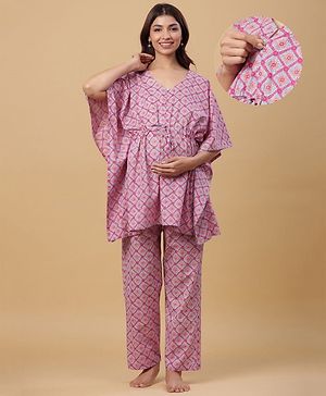 Ikk Kudi by Seerat Cotton Woven Three Fourth Batwing Sleeves Floral Motif Printed Kaftan Top With Zipper Nursing Access & Pant Set - Blue