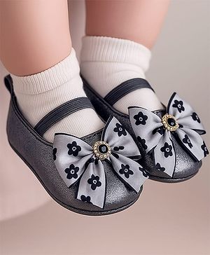 Cute Walk by Babyhug Ribbon Bow Applique Slip On Ballerina Booties - Black
