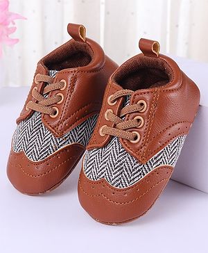 Cute Walk by Babyhug Chevron & Lace Detailing Slip On Booties - Brown