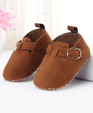 Cute Walk by Babyhug Buckle Closure Booties - Brown