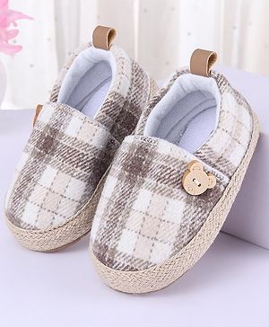 Cute Walk by Babyhug Checker Bear Applique Slip On Booties - Beige