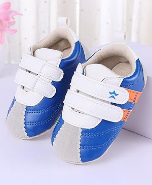 Cute Walk by Babyhug Colour Blocked Double Velcro Closure Booties - Blue